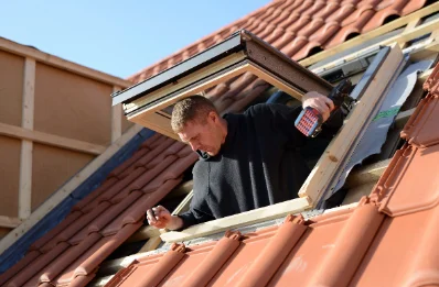 Pose de fenêtres de toit Velux à Hangenbieten